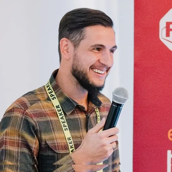 Damian Dziaduch